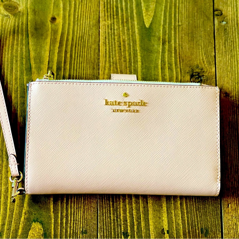 Kate Spade Staci phone wristlet/wallet